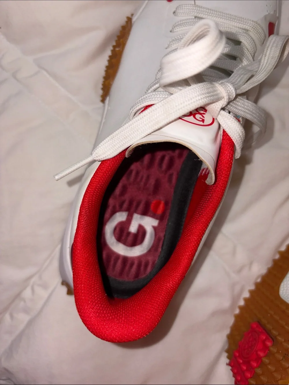 G/FORE G.112 Kiltie Spikeless Golf Shoes GLF00022-SNO Snow/Red Sz 7.5